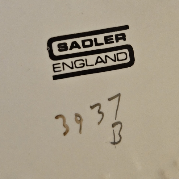 Vintage Sadler England Floral Tea Pot - Picture 4 of 16